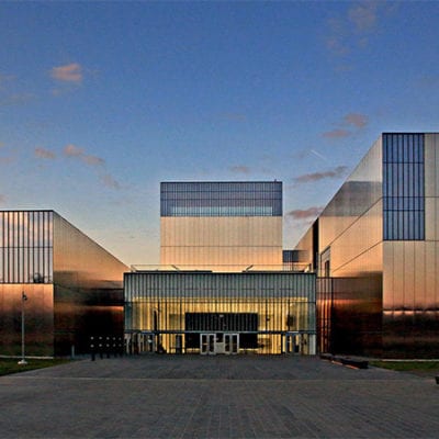 rt-veterans_day-museum_exterior-story